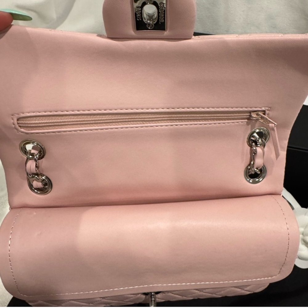 Pink Quilted Women Bag - Picture 4 of 10